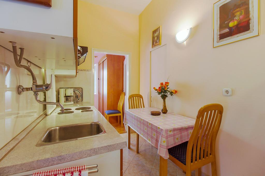 Apartment Oleander Mali Lošinj Kültér fotó